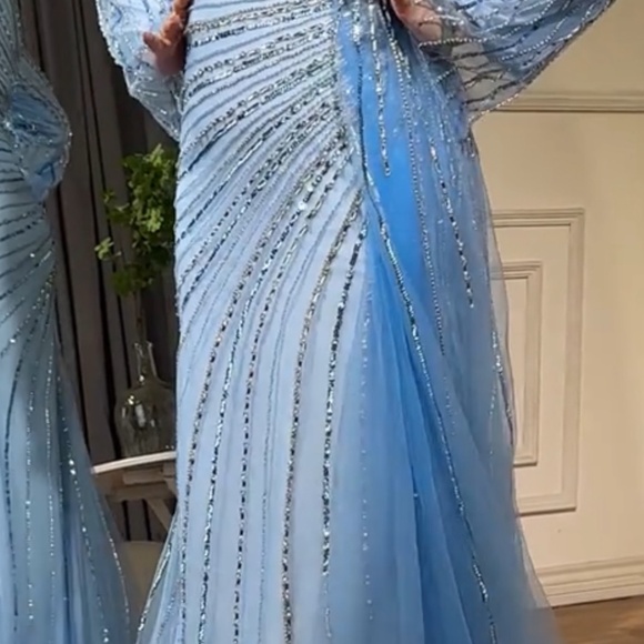 Blue - Picture 1 of 5